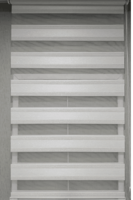 Simli Zebra Perde 2 Renk Seçenekli Riyad