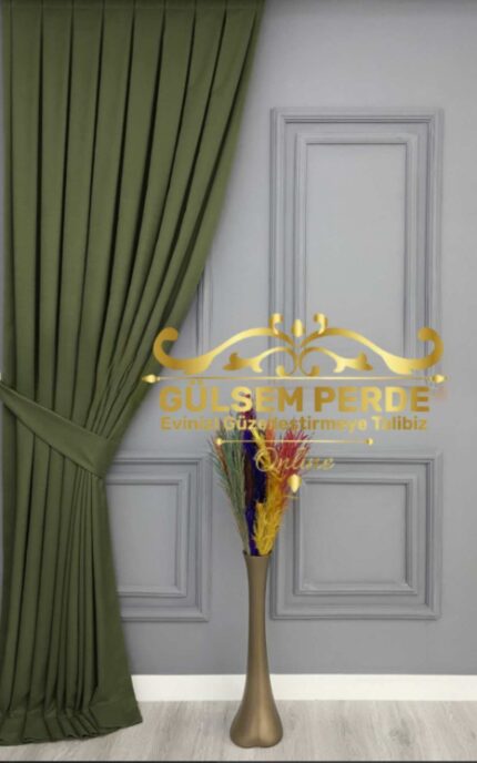 Brillant Çimen Yeşili Ege Düz Fon Perde